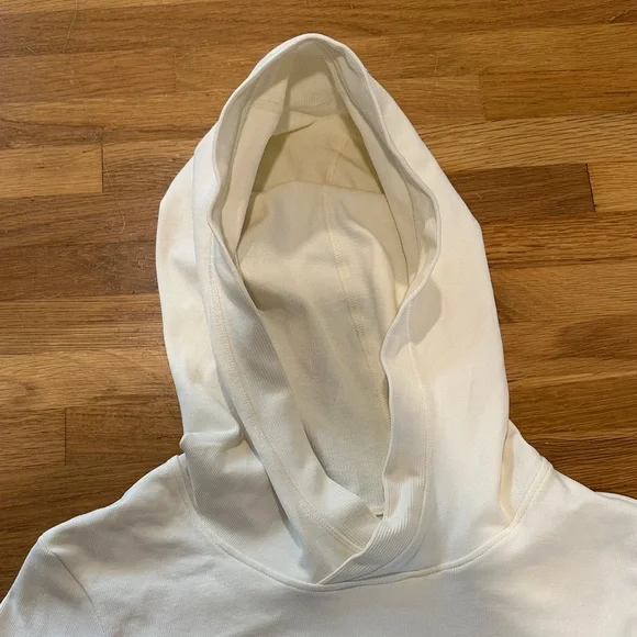 *last chance* Amazon | Women's Cream Hoodie - Picture 5 of 15